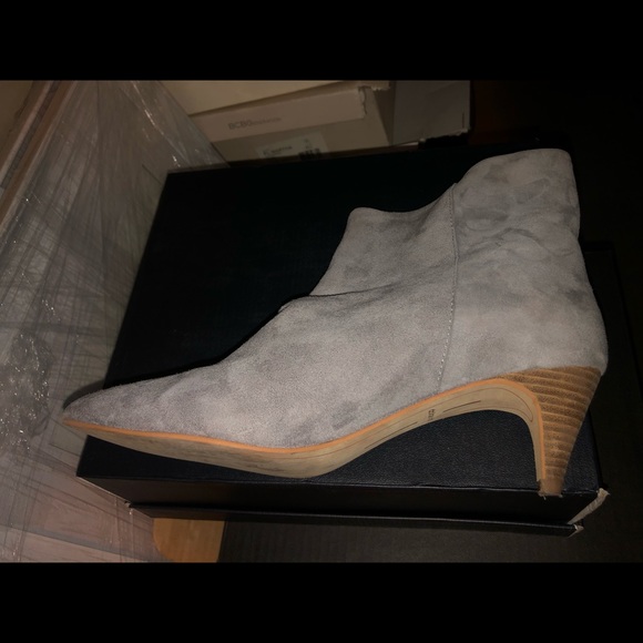 Booties - Picture 4 of 4